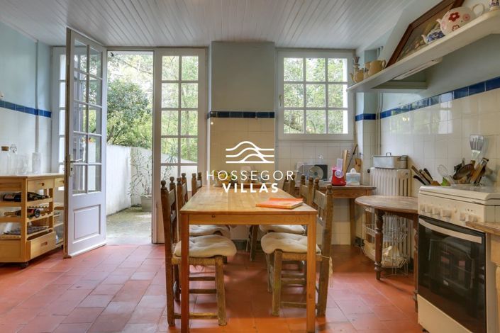 Image No.9-11 Bed House for sale