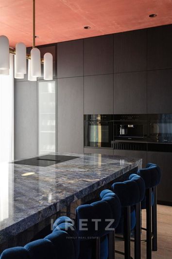 Image No.13-4 Bed Property for sale