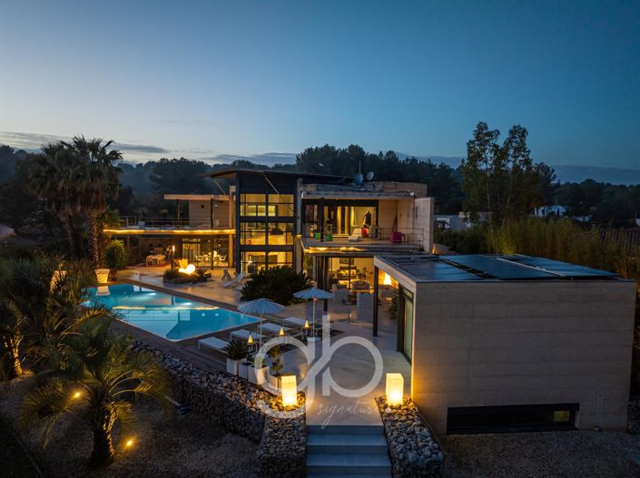 Image No.22-5 Bed House for sale