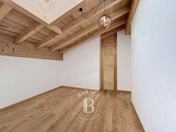 Image No.24-Apartment for sale