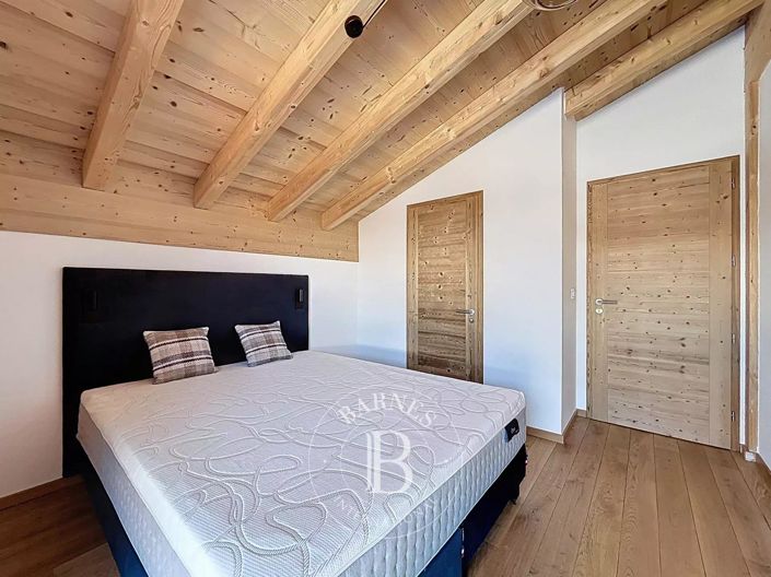 Image No.30-5 Bed Apartment for sale