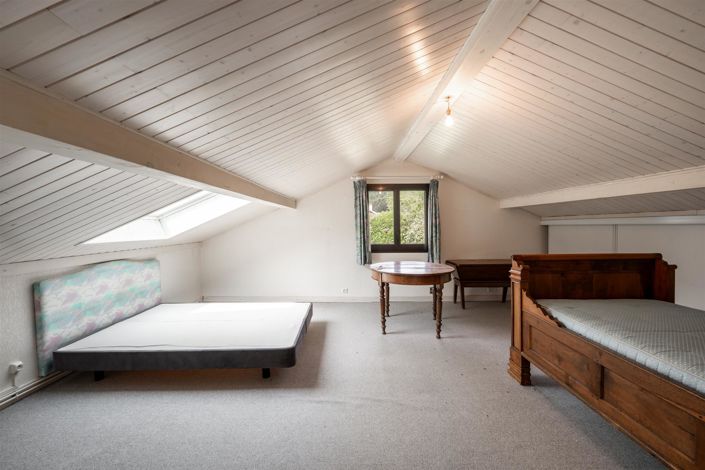 Image No.14-6 Bed House for sale