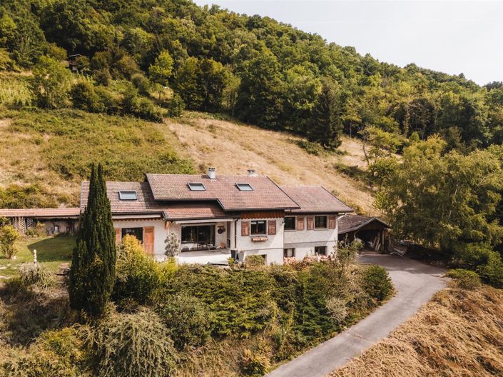 Image No.18-6 Bed House for sale