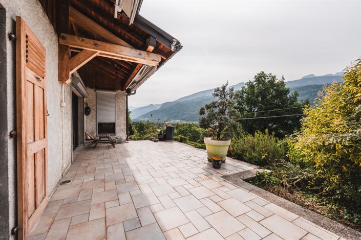 Image No.4-6 Bed House for sale