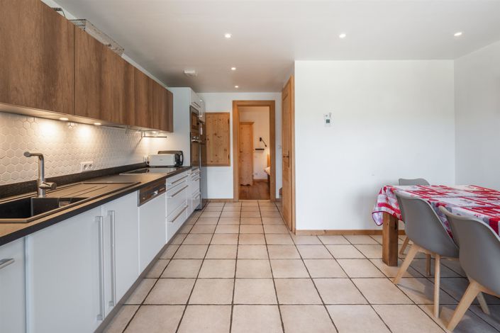 Image No.8-2 Bed Apartment for sale