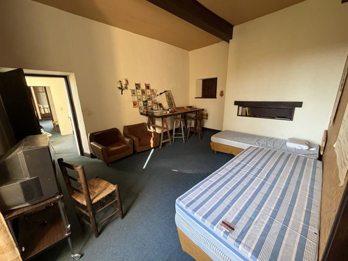 Image No.14-5 Bed House for sale