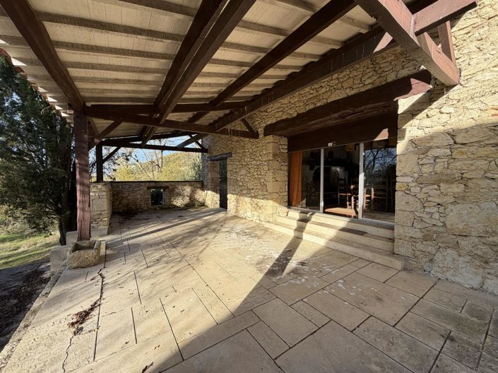 Image No.15-5 Bed House for sale