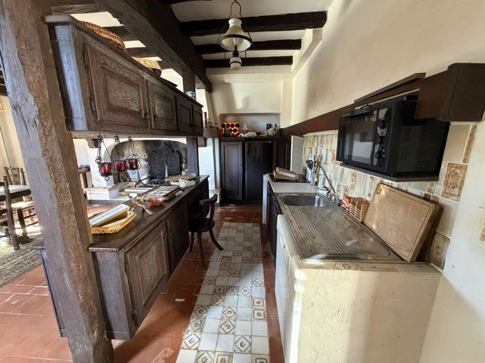 Image No.6-5 Bed House for sale