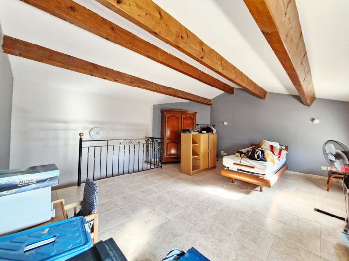 Image No.11-4 Bed House for sale