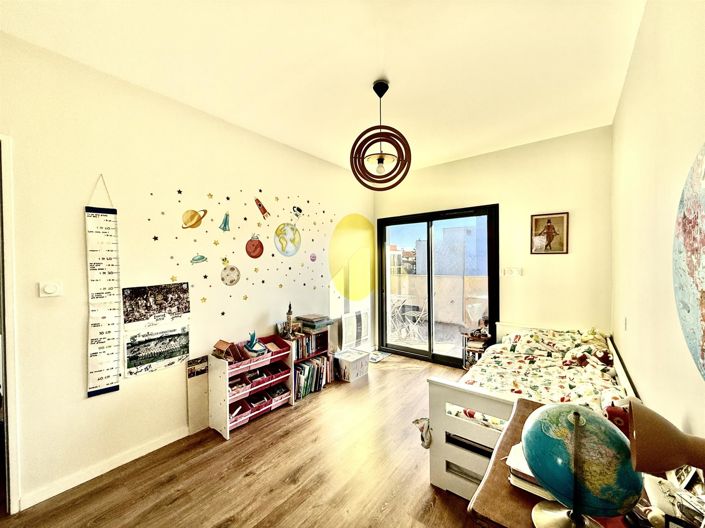 Image No.11-4 Bed House for sale