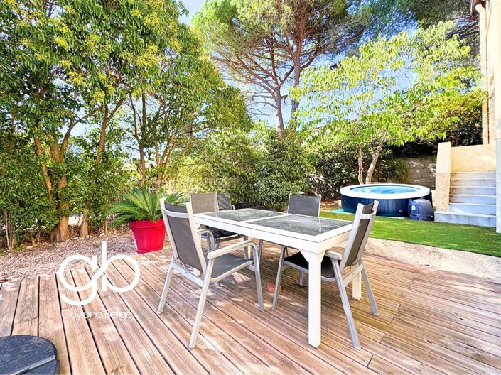 Image No.3-5 Bed House for sale