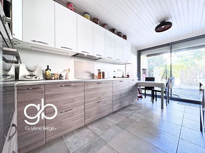 Image No.5-5 Bed House for sale