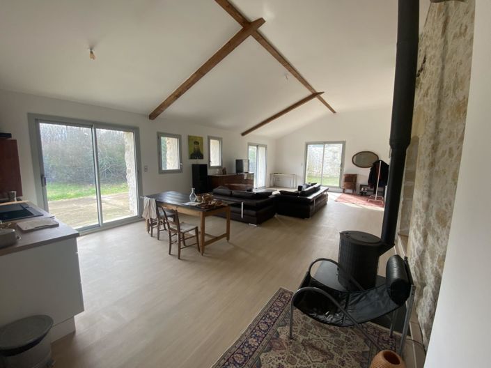 Image No.5-2 Bed House for sale