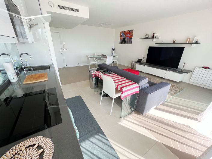 Image No.9-1 Bed Apartment for sale