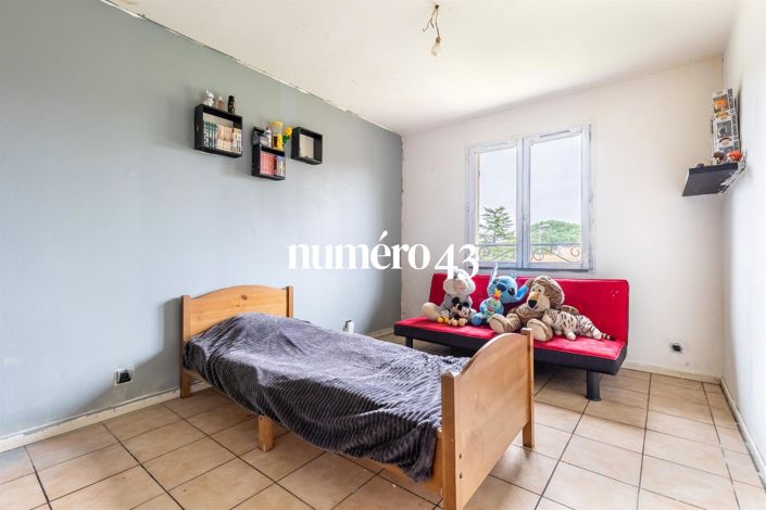 Image No.4-3 Bed House for sale