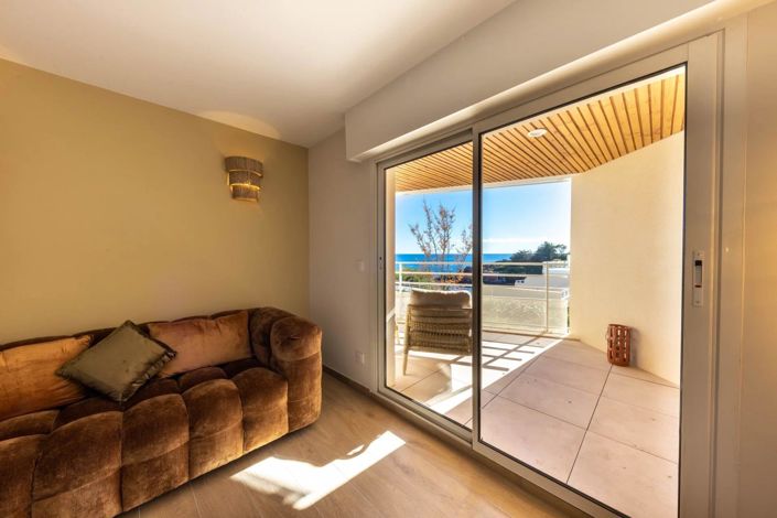 Image No.26-1 Bed Apartment for sale