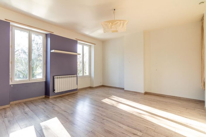 Image No.10-1 Bed House for sale