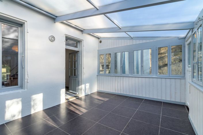 Image No.5-1 Bed House for sale