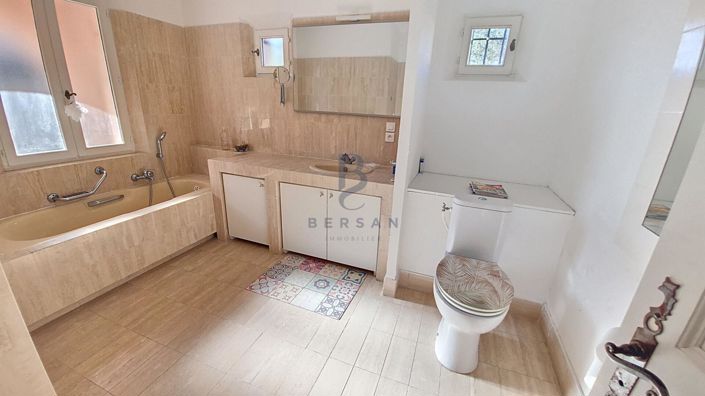 Image No.10-4 Bed House for sale