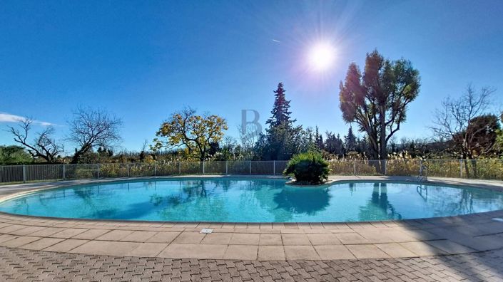 Image No.2-4 Bed House for sale