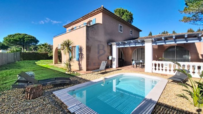 Image No.2-Maison de 4 chambres à vendre à Var