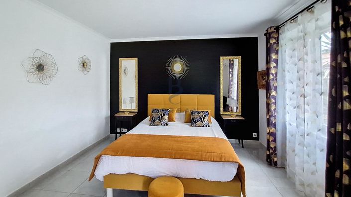 Image No.9-4 Bed House for sale