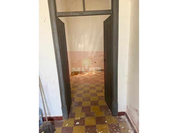 Image No.12-3 Bed House for sale