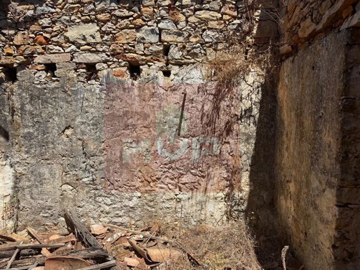 Image No.18-3 Bed House for sale