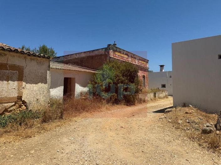 Image No.27-3 Bed House for sale