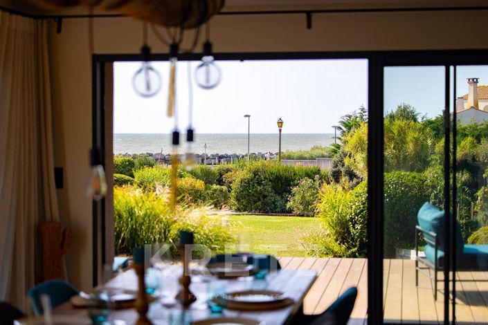 Image No.2-4 Bed House for sale