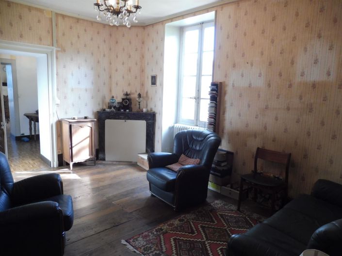 Image No.26-5 Bed House for sale