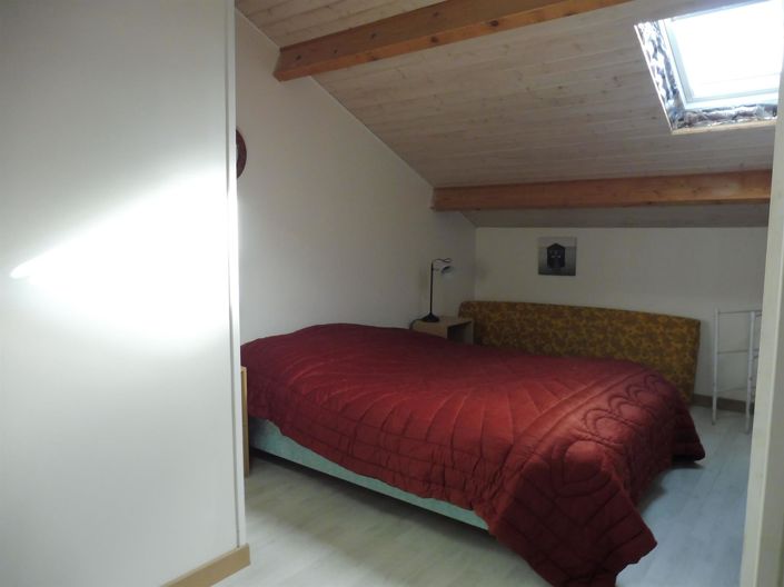 Image No.29-5 Bed House for sale