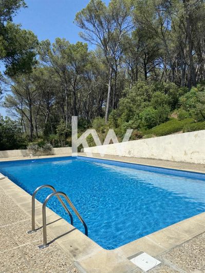 Image No.2-6 Bed House for sale