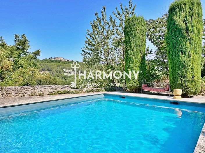 Image No.18-8 Bed House for sale