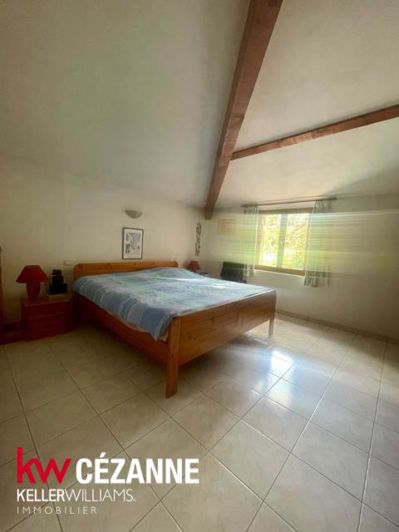 Image No.11-4 Bed House for sale