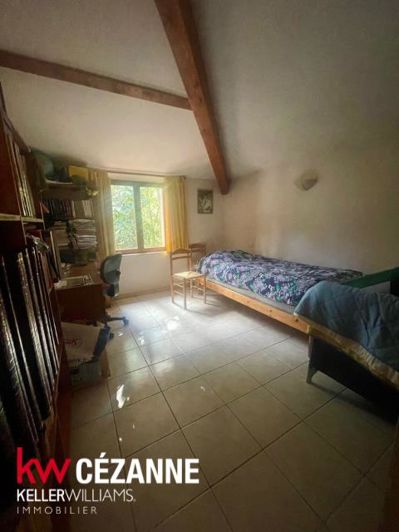 Image No.13-4 Bed House for sale