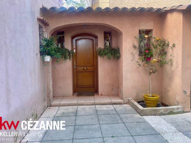 Image No.16-4 Bed House for sale