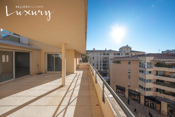 Image No.11-4 Bed Apartment for sale