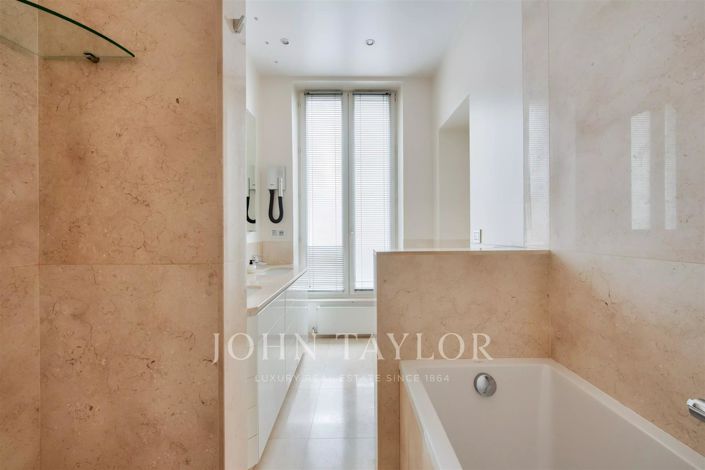 Image No.13-4 Bed Apartment for sale