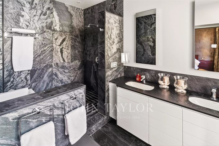 Image No.15-4 Bed Apartment for sale