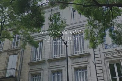 1 - Bordeaux, Propriété