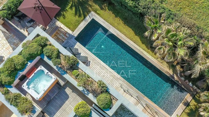 Image No.3-5 Bed House for sale