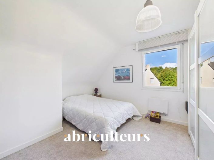 Image No.13-4 Bed House for sale