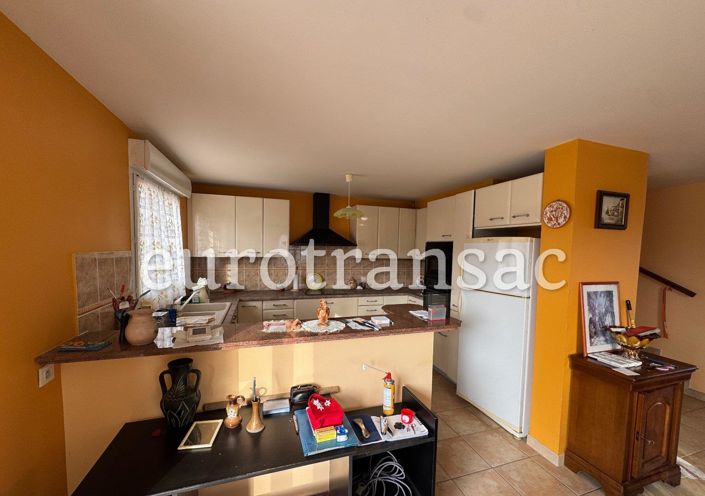 Image No.4-3 Bed House for sale