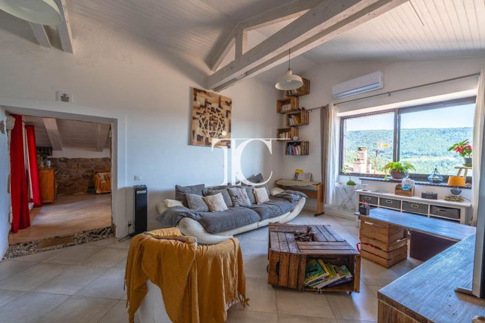 Image No.10-Propriété de 6 chambres à vendre à Lablachère