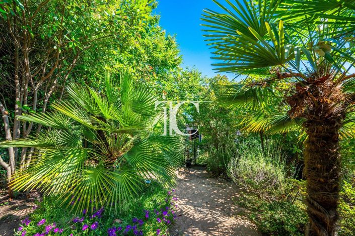 Image No.6-Propriété de 6 chambres à vendre à Lablachère