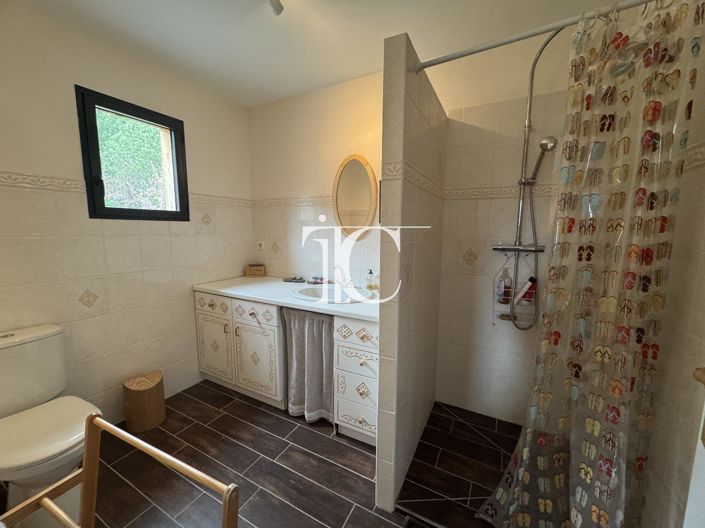 Image No.11-4 Bed House for sale