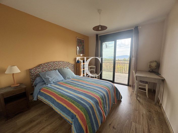 Image No.12-4 Bed House for sale