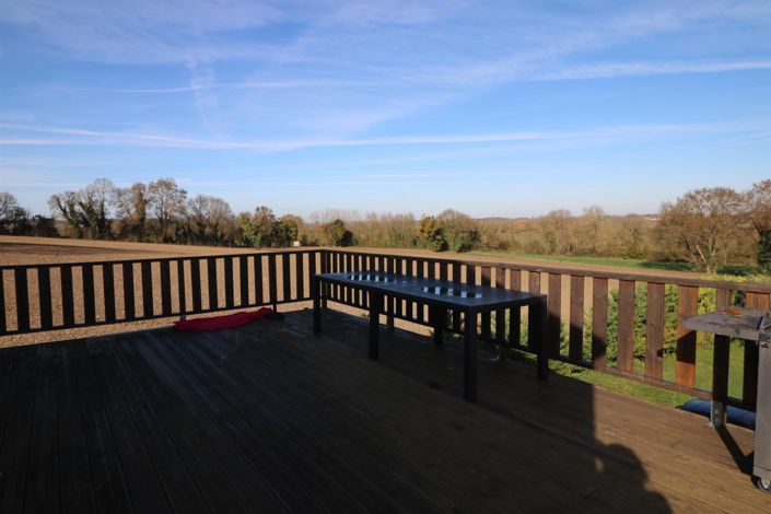 Image No.3-3 Bed House for sale