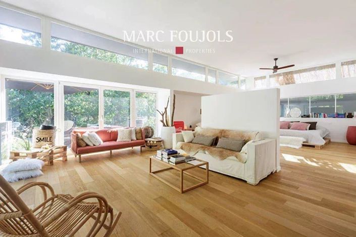 Image No.11-5 Bed House for sale